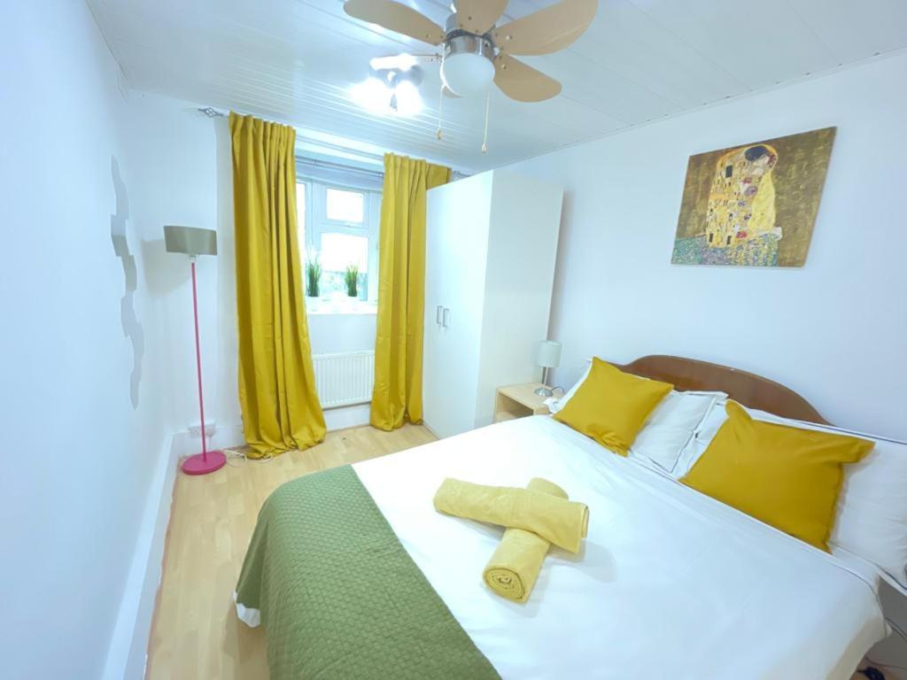Cosy Flat Close To East Finchley Station Londres Exterior foto