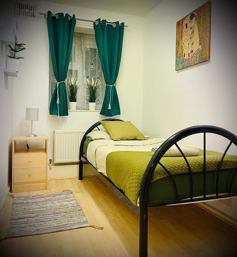 Cosy Flat Close To East Finchley Station Londres Exterior foto